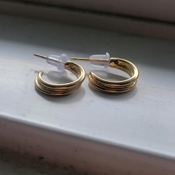 Gold earrings - Picture 3 of 3